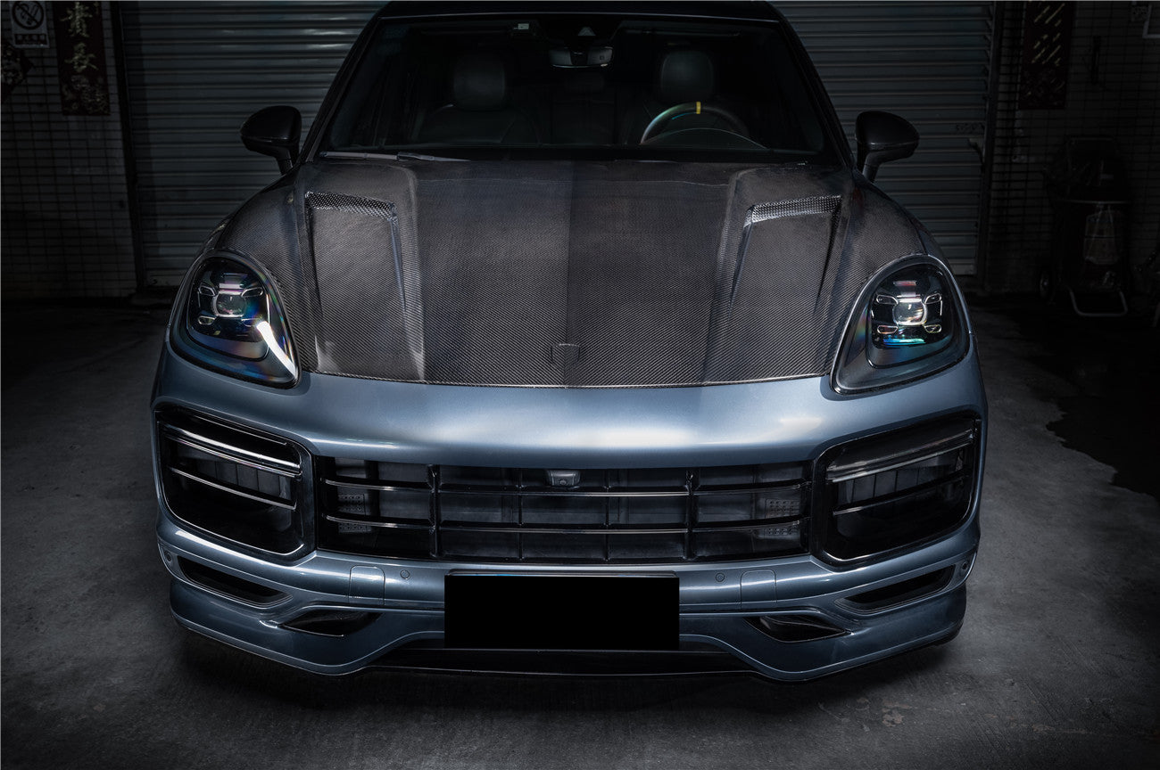 Carbonado 2018-2023 Porsche 9Y0.1 Cayenne S    Coupe    E-Hybrid    Turbo TKT Style Dry Carbon Fiber Hood