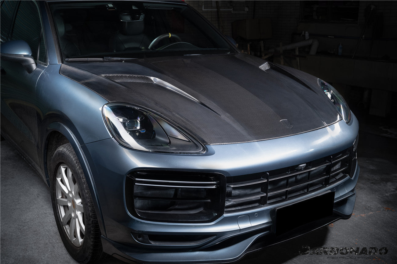 Carbonado 2018-2023 Porsche 9Y0.1 Cayenne S    Coupe    E-Hybrid    Turbo TKT Style Dry Carbon Fiber Hood
