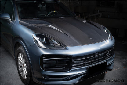 Carbonado 2018-2023 Porsche 9Y0.1 Cayenne S    Coupe    E-Hybrid    Turbo TKT Style Dry Carbon Fiber Hood