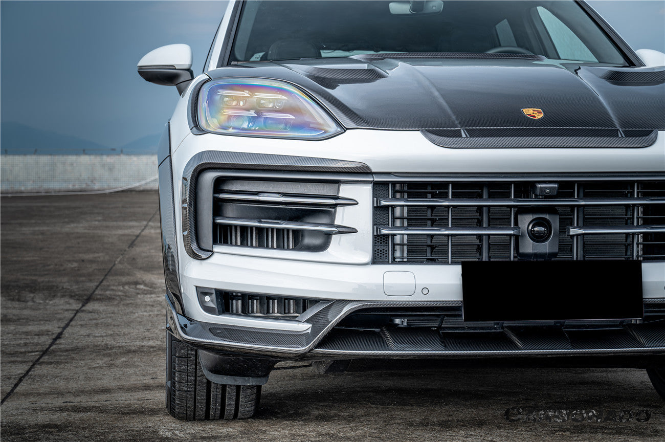 Carbonado 2024-2025 Porsche 9Y0.2 Cayenne S    Coupe    E-Hybrid MSY Style Dry Carbon Fiber Front Lip