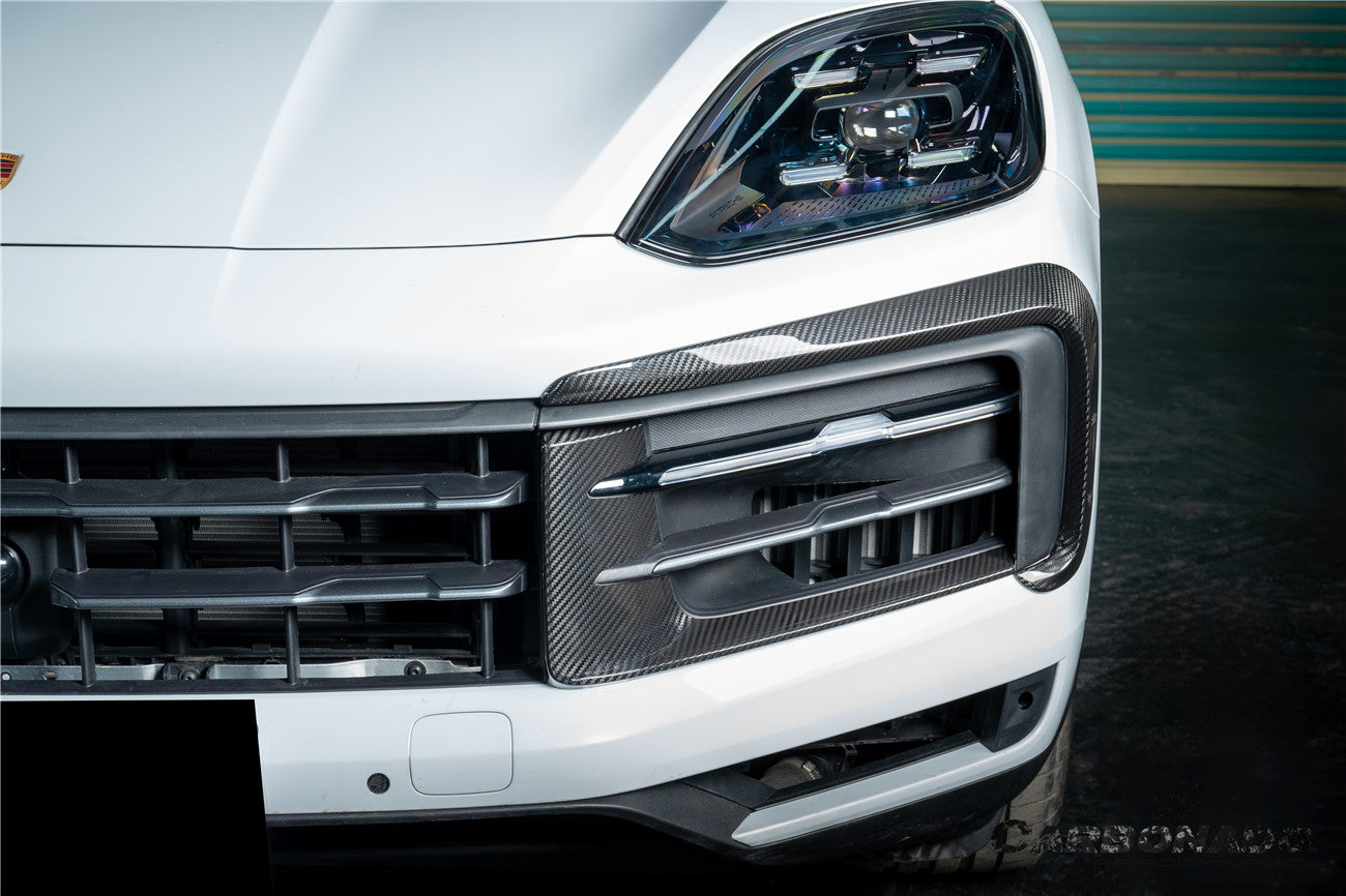 Carbonado 2024-2025 Porsche 9Y0.2 Cayenne S   Coupe    E-Hybrid MSY Style Dry Carbon Fiber Front Bumper Vent Trims