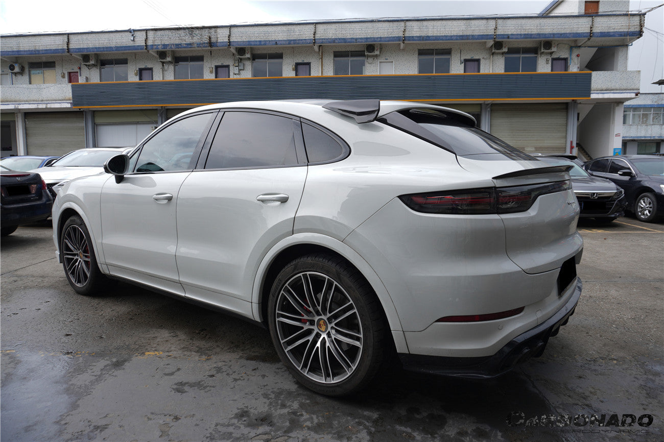 Carbonado 2018-2025 Porsche 9Y0 9YB Cayenne S GTS E-Hybrid Coupe Only KT Style Dry Carbon Fiber Roof Spoiler