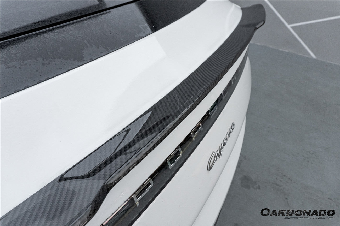 Carbonado 2018-2025 Porsche 9Y0 9YB Cayenne S    GTS    E-Hybrid Coupe Only KT Style Dry Carbon Fiber Trunk Spoiler