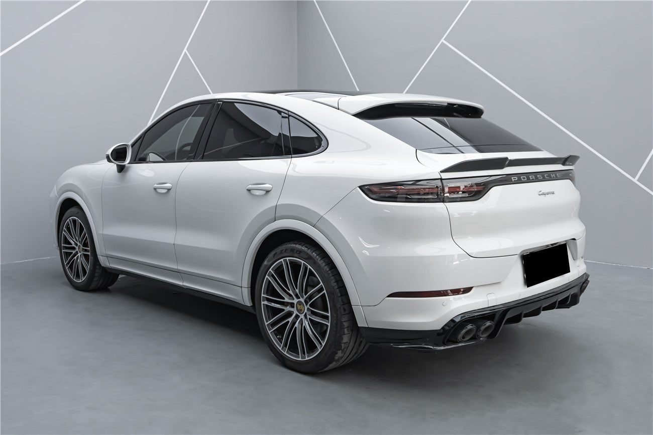 Carbonado 2018-2025 Porsche 9Y0 9YB Cayenne S    GTS    E-Hybrid Coupe Only KT Style Dry Carbon Fiber Trunk Spoiler