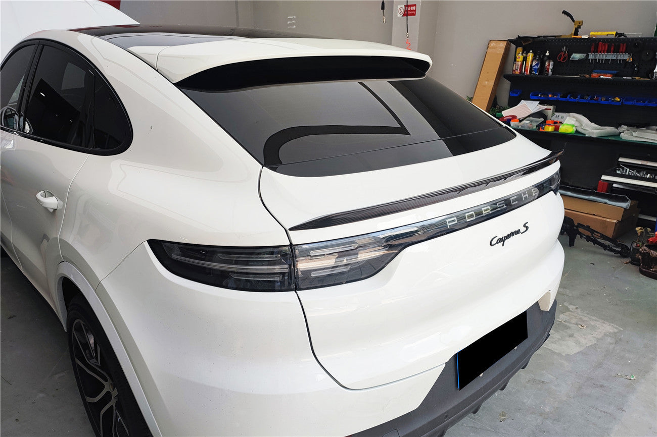 Carbonado 2018-2025 Porsche 9Y0 9YB Cayenne S    GTS    E-Hybrid Coupe Only Turbo Style Dry Carbon Fiber Trunk Spoiler