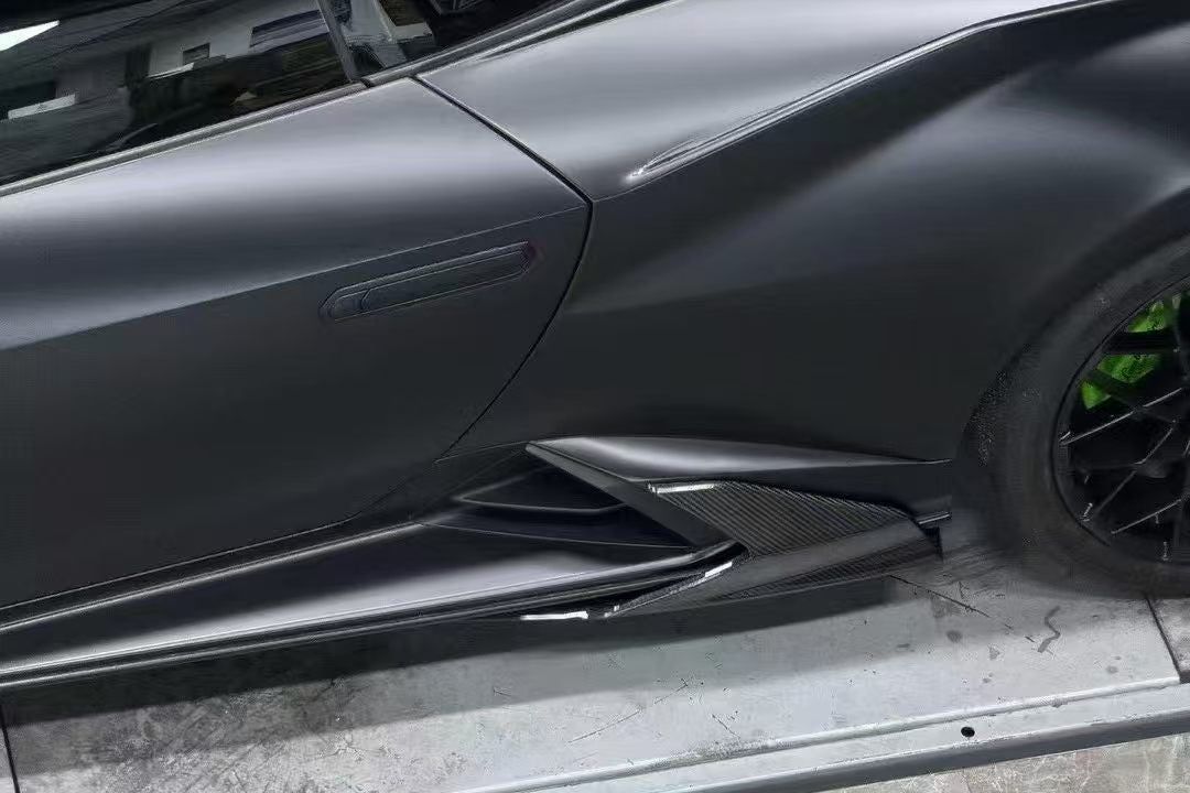Carbonado Aero Autoclave Carbon Fiber Side Skirt Canard | 2021 - 2024 Lamborghini Huracan STO - 5