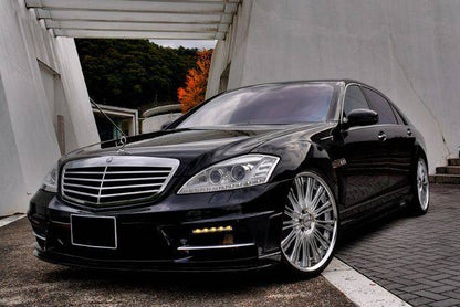 Carbonado 2010-2013 Mercedes Benz W221 S Class WD Style Front Bumper