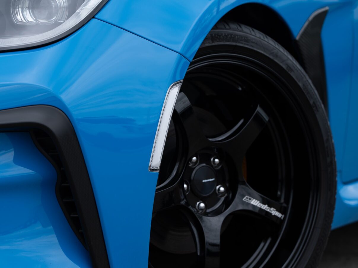 Luces de posición laterales OLM (lente transparente/LED ámbar) - BRZ/86 2022+