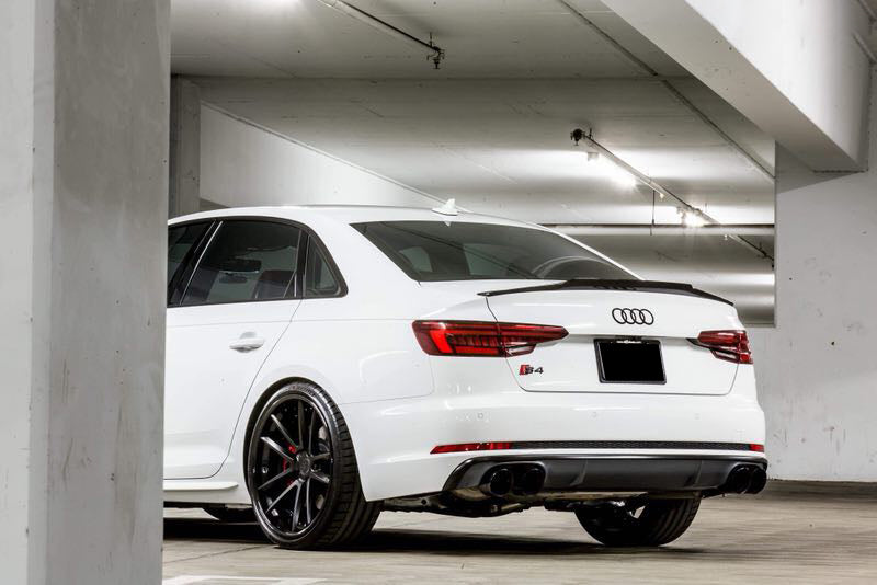 Carbonado 2017-2018 AUDI B9 A4 Sport  S4 MD Style Carbon Fiber Rear Lip Diffuser