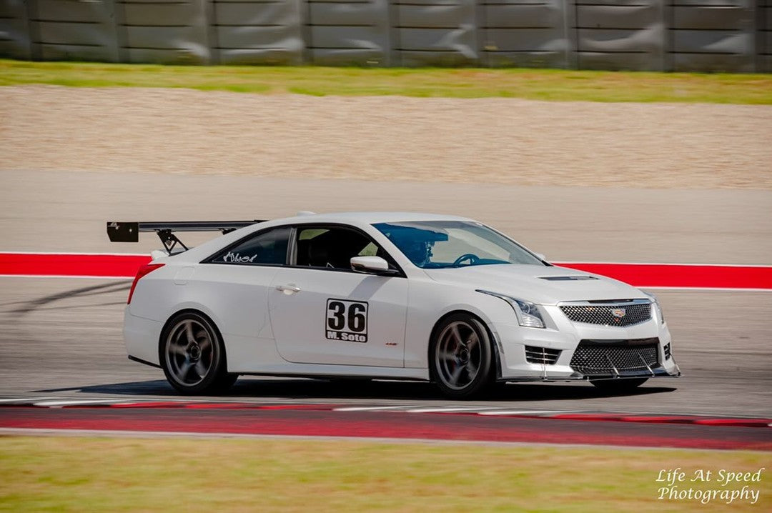 Alerón trasero ajustable de fibra de carbono APR GT-250 de 61" (Cadillac ATS-V 2016-2019)
