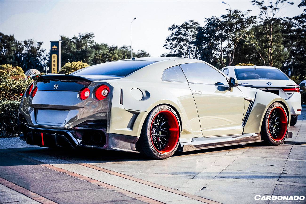 Carbonado 2008-2025 Nissan GTR R35 CBA  DBA  EBA DLK Style Carbon Fiber Trunk