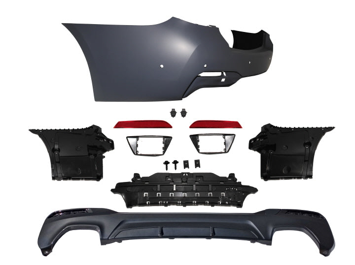 Parachoques trasero con cubiertas PDC para BMW G30 LCI 2021-2023 de Innovative Motorsports 