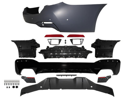 Parachoques trasero con cubiertas PDC para BMW G30 LCI 2021-2023 de Innovative Motorsports 