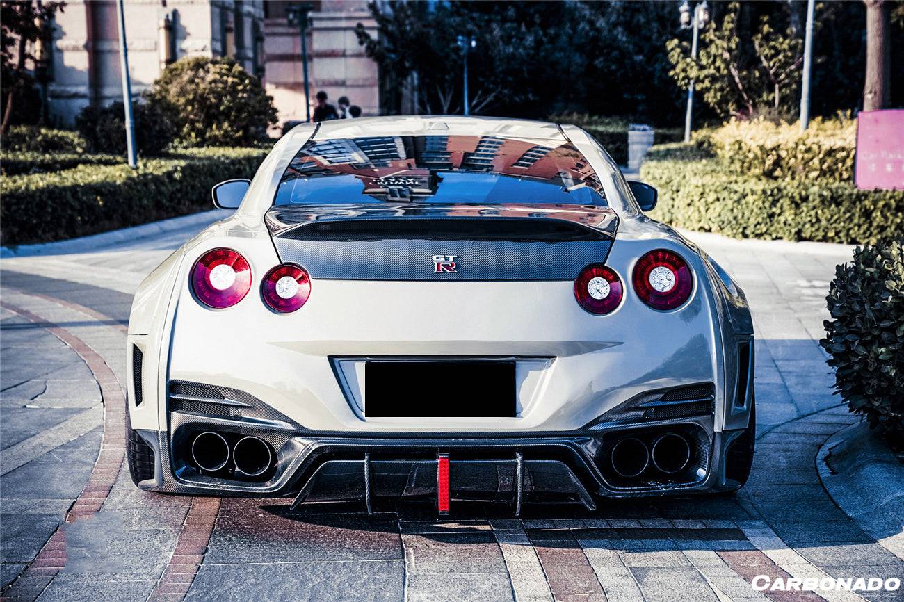 Carbonado 2008-2025 Nissan GTR R35 CBA  DBA  EBA DLK Style Carbon Fiber Trunk