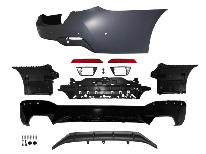 Parachoques trasero con cubiertas PDC para BMW G30 LCI 2021-2023 de Innovative Motorsports 