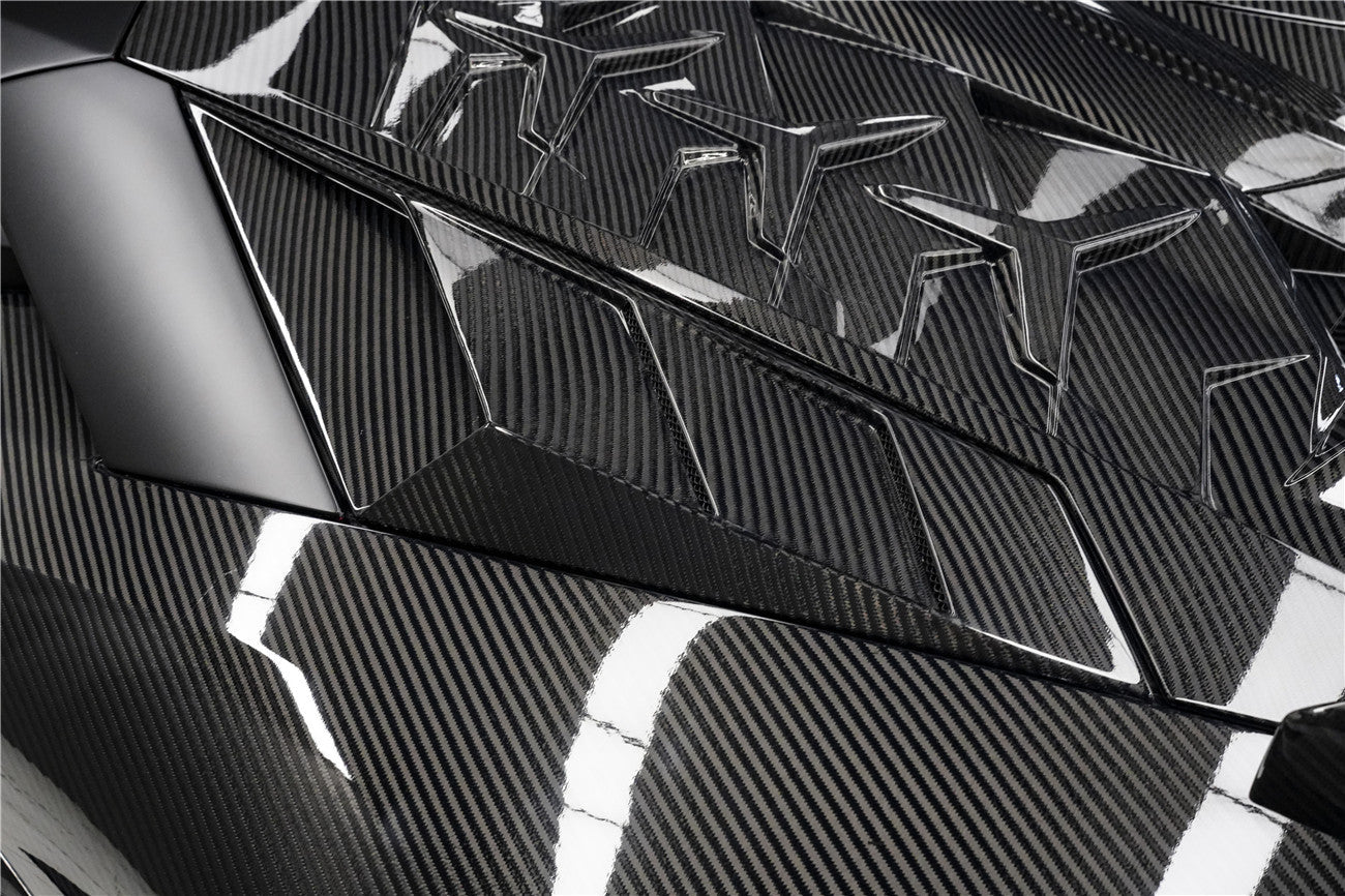 Carbonado 2011-2016 Lamborghini Aventador LP700 LP720 LP750 Coupe and Roadster CA Style Rear Side Scoops