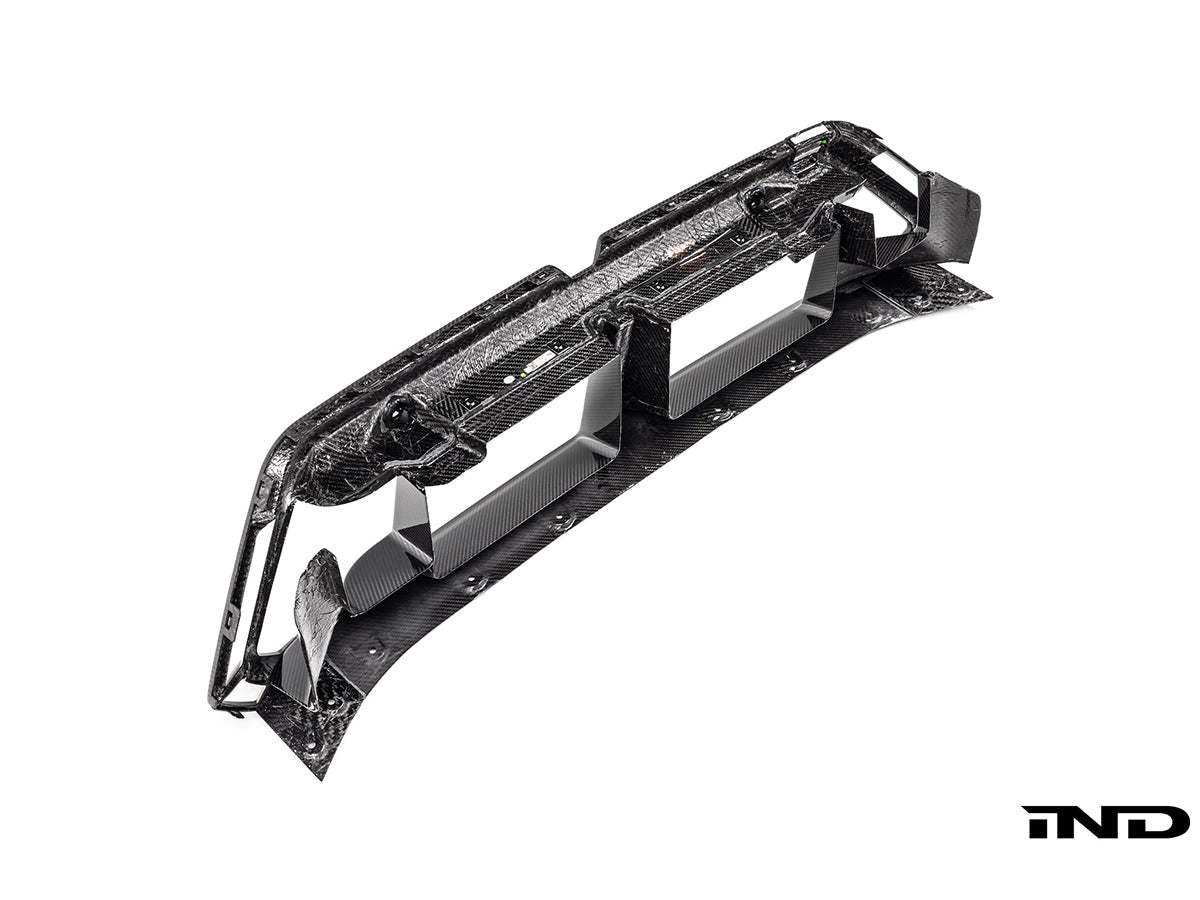 AutoTecknic Dry Carbon OEM-Spec Center Bumper Trim - G90 M5