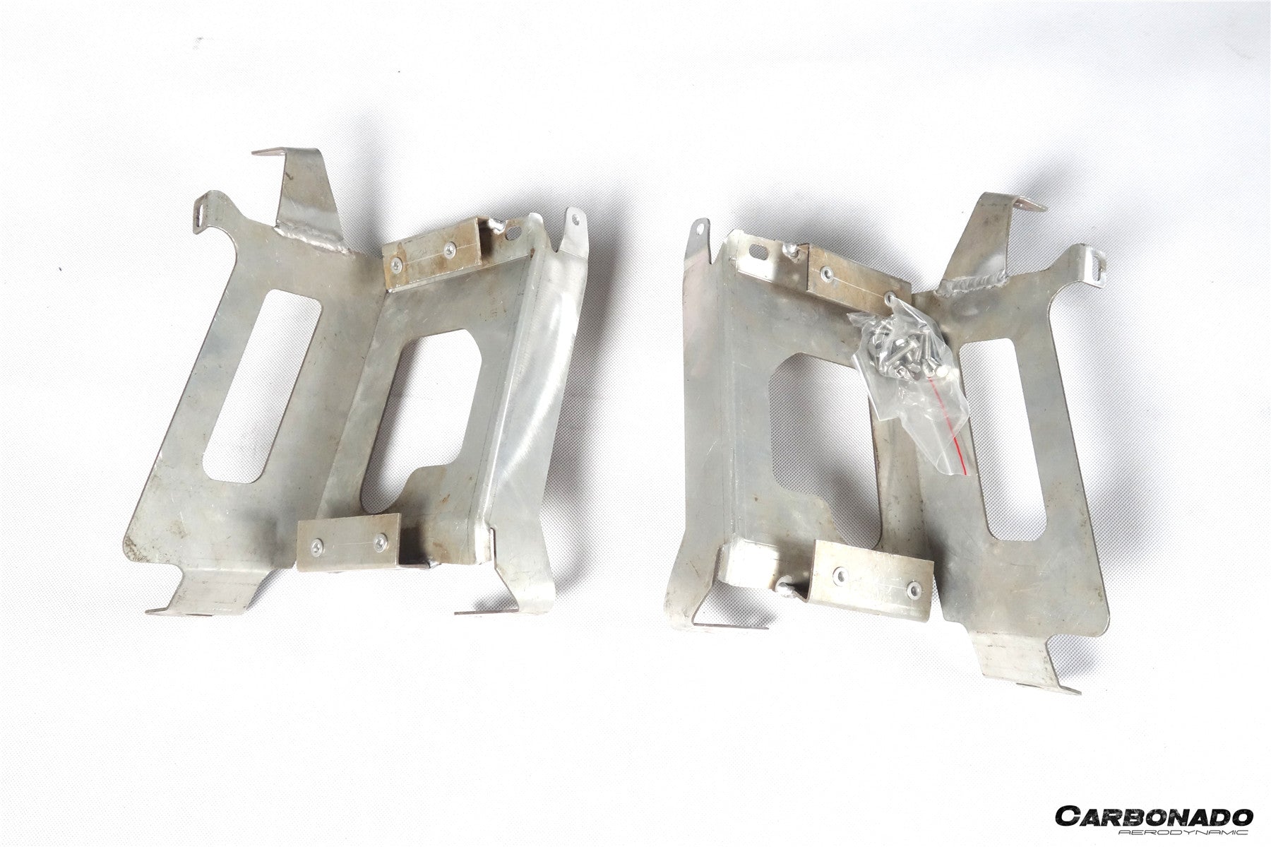 Carbonado Aero Pre-LP to LP Tail Light Conversion Mounting Bracket (OEM Style) | 2004–2008 Lamborghini Gallardo