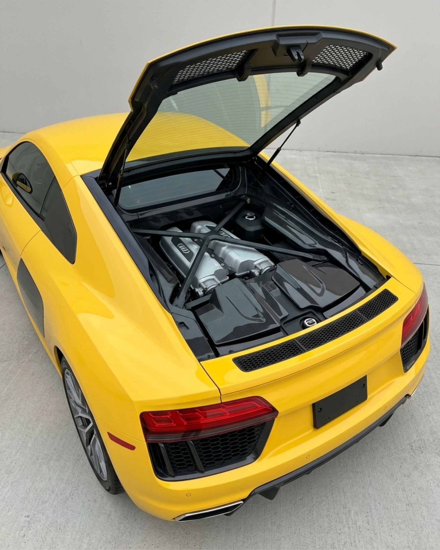 K2 Industries Audi R8 V10 4S Dry Carbon Fiber Engine Bay Cover Kit – 3 Piece Set (2017–2023)