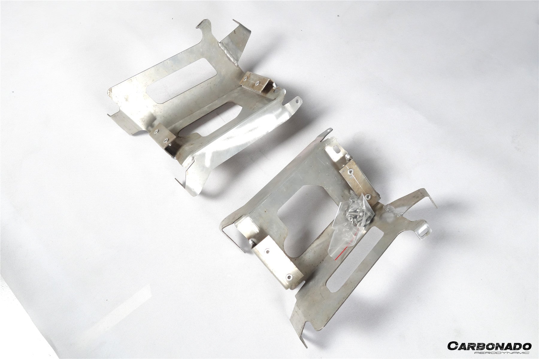 Carbonado Aero Pre-LP to LP Tail Light Conversion Mounting Bracket (OEM Style) | 2004–2008 Lamborghini Gallardo
