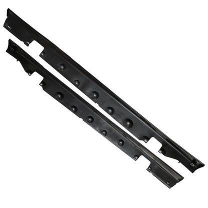 Faldones laterales estilo M3 para BMW E46 Sedán 1999-2005 de Innovative Motorsports 