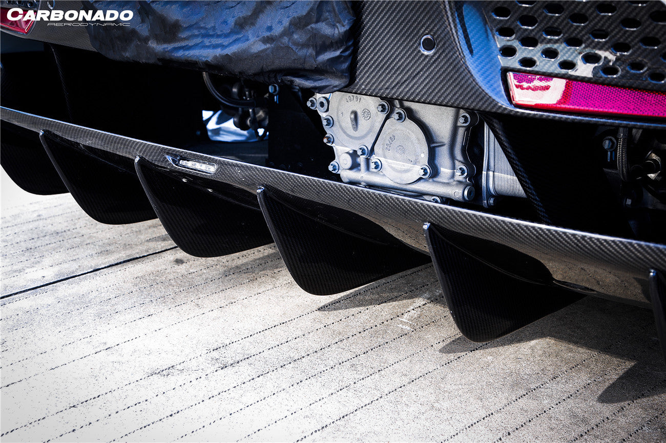 Carbonado 2017-2022 McLaren 720s 765LT-Style Rear Bumper and Wing