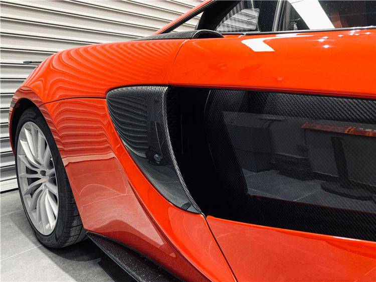 Paneles laterales de fibra de carbono estilo OEM para McLaren 540C, 570S y 570GT Carbonado 2015-2020