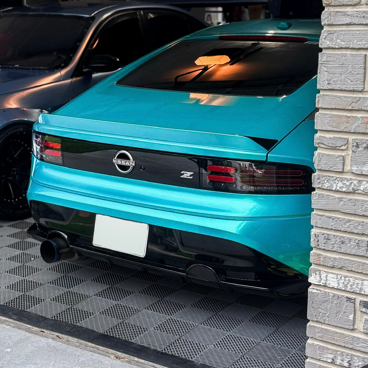 Cubierta de escape OEM+ Designs para Nissan Z (RZ34)