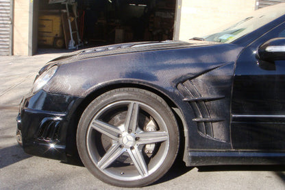 Carbonado 2005-2007 Mercedes Benzw203 C55 AMG  Only WI Style  Front Fender