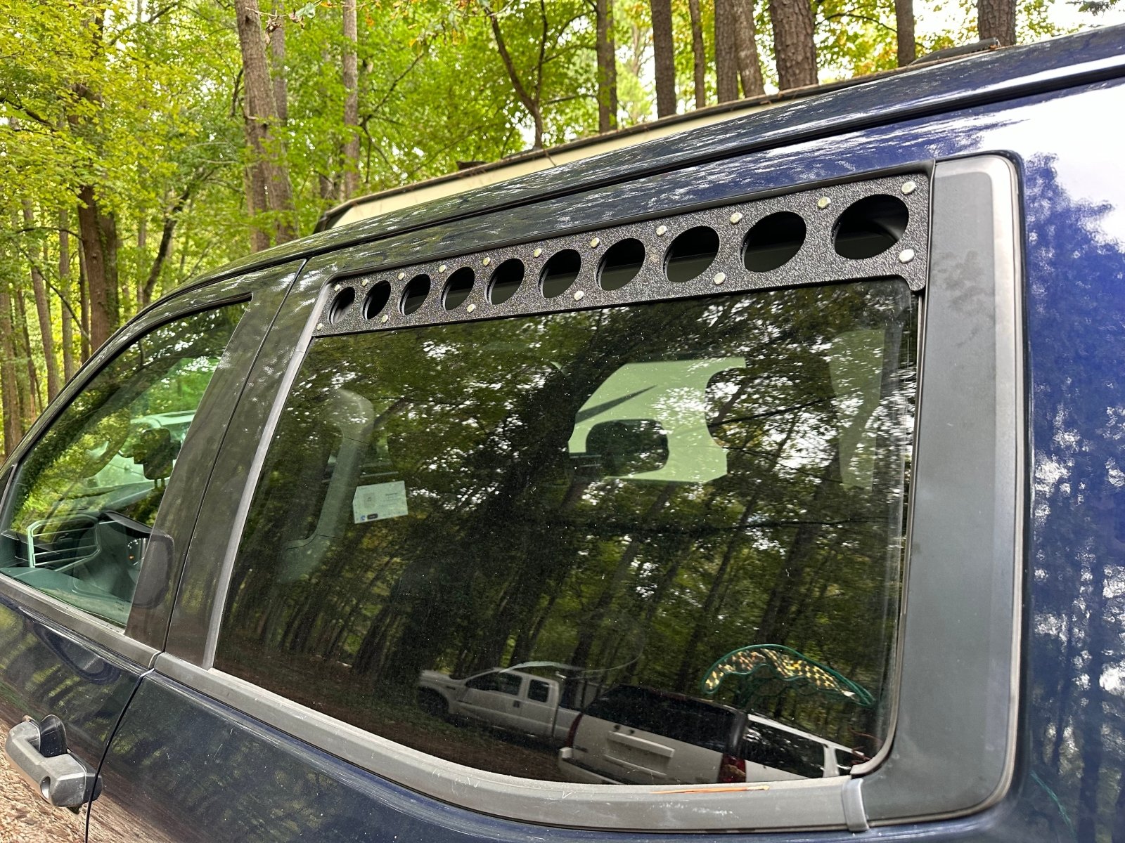 Visual Autowerks 3rd Gen Tundra Window Vents (Crew Max) - 2