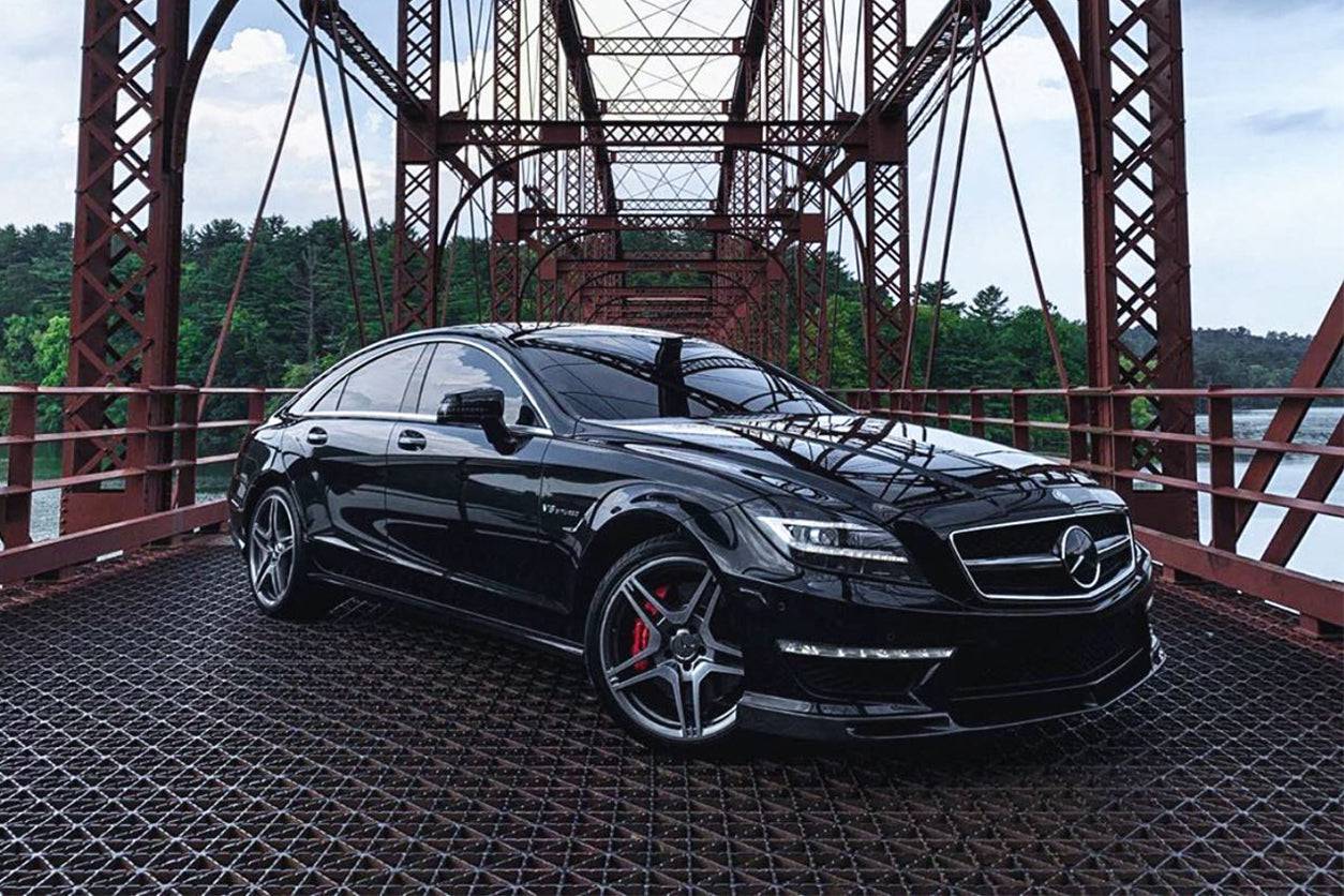 Carbonado 2011-2015 Mercedes Benz CLS63 AMG W218 VS Style Front Lip
