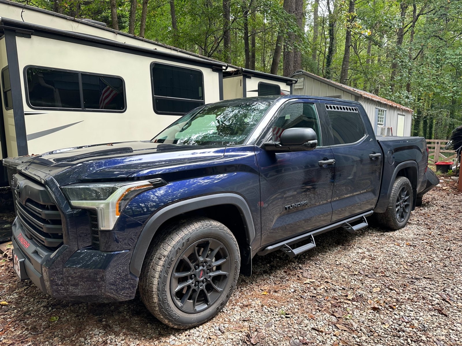 Visual Autowerks 3rd Gen Tundra Window Vents (Crew Max) - 1