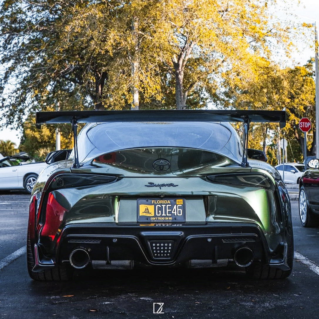 Lente de luz trasera transparente OEM+ Designs para GR Supra (A90/91)