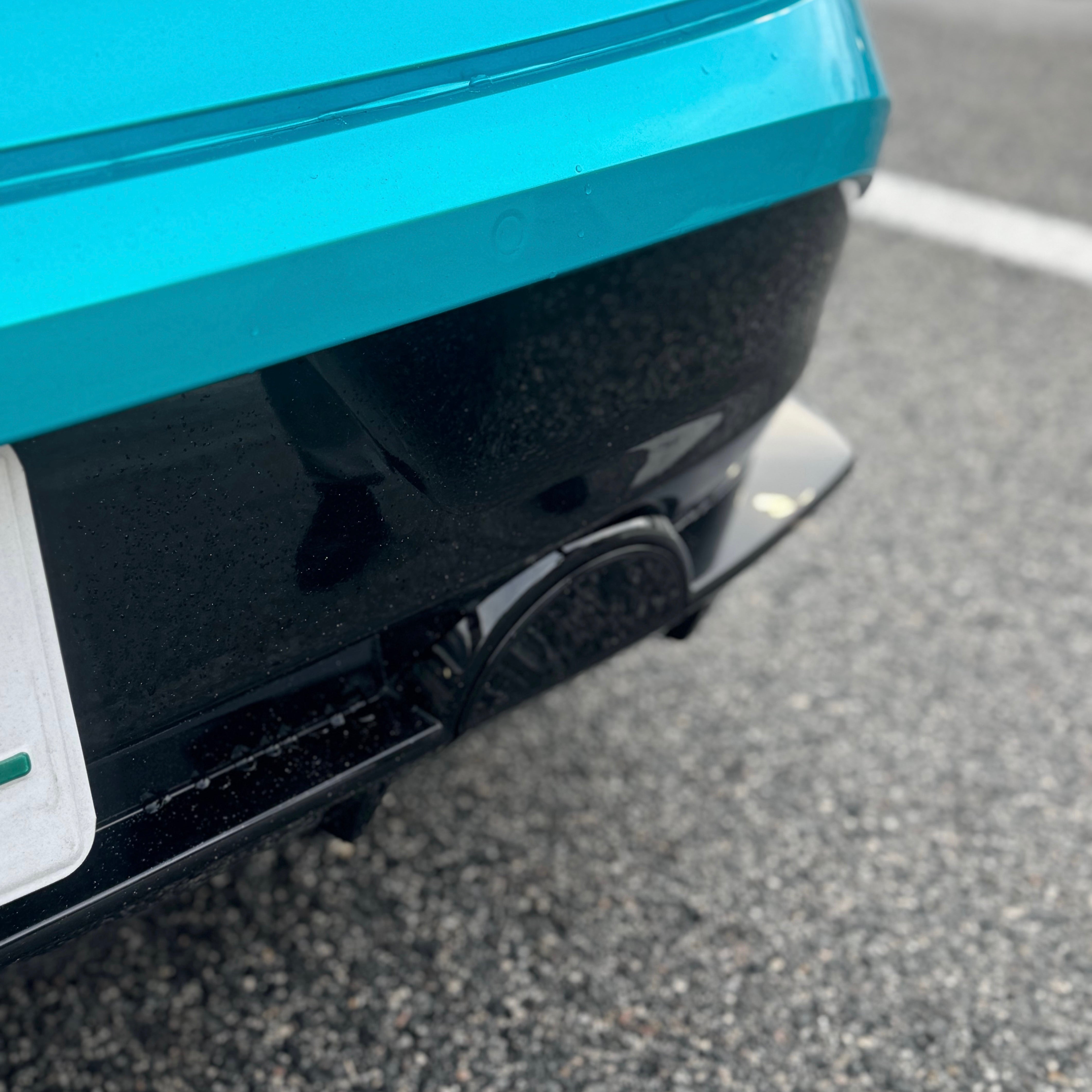 Cubierta de escape OEM+ Designs para Nissan Z (RZ34)