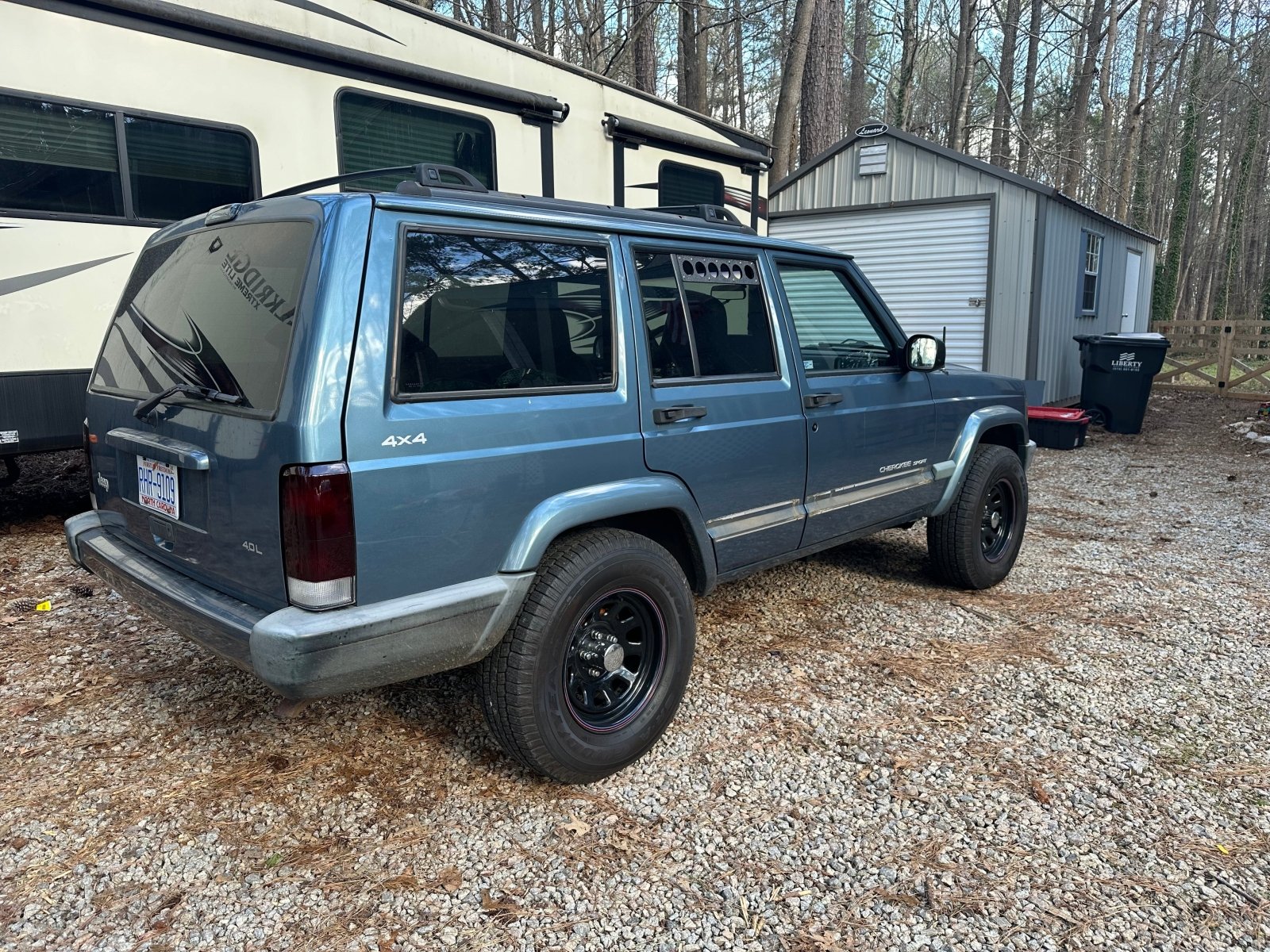 Visual Autowerks Cherokee Window Vents (XJ 83 - 01) - 6