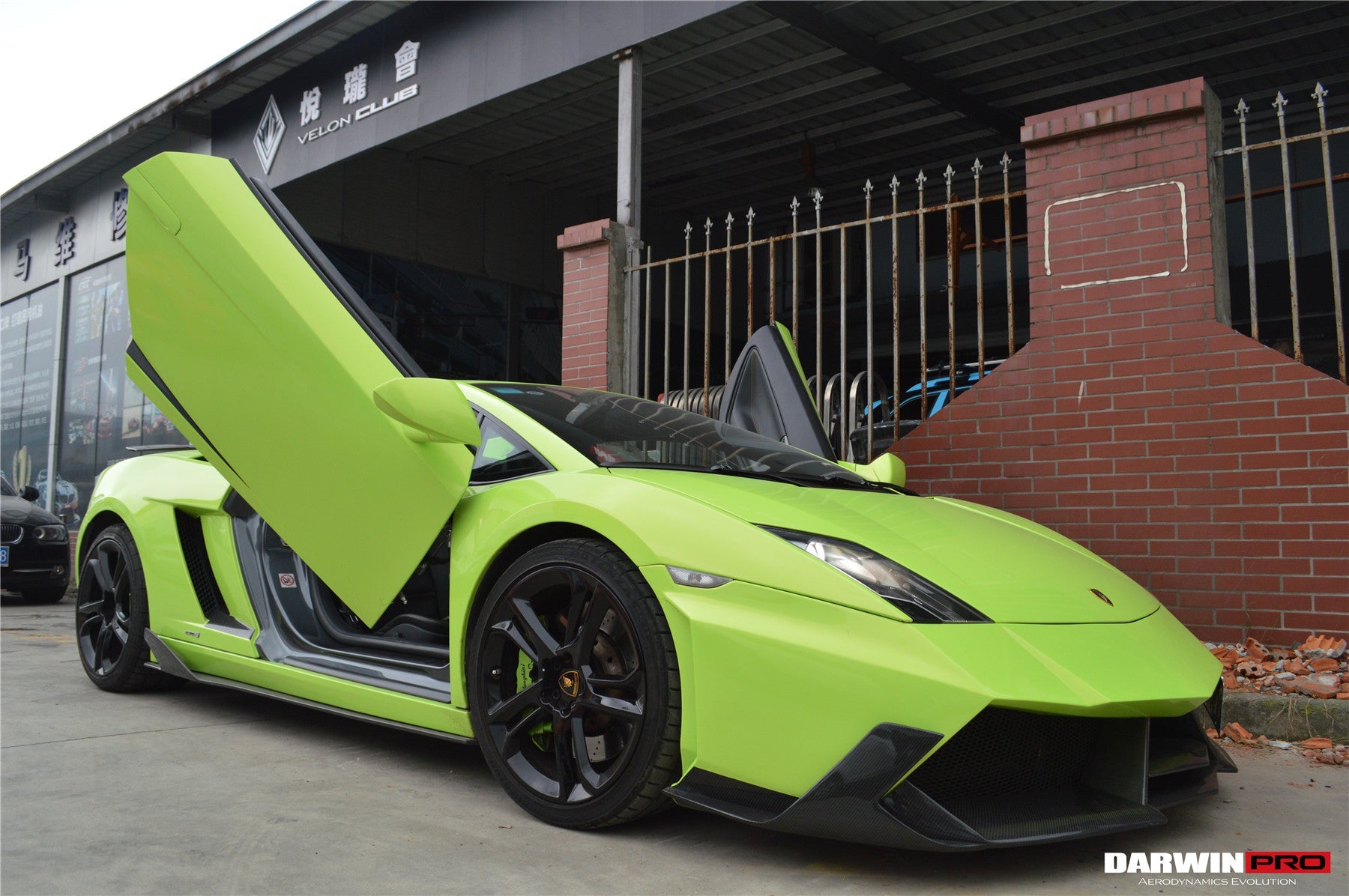 Parachoques delantero estilo VF para Lamborghini Gallardo DarwinPRO 2009-2014