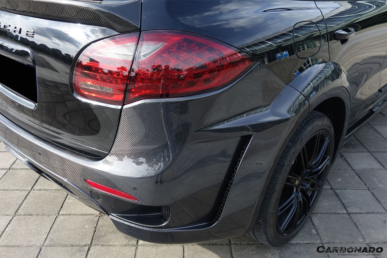 Carbonado 2011-2014 Porsche Cayenne 958.1 HM Style Full Wide Body Kit