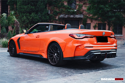 Guardabarros anchos DarwinPRO para BMW M4 G83 Convertible estilo BKSSII 2021-UP