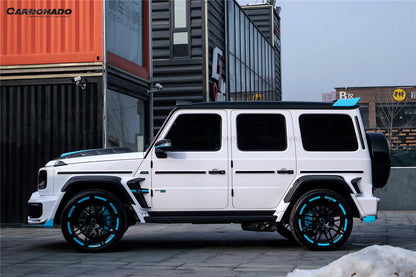 Carbonado 2018-2024 Mercedes Benz G500 G63 AMG W464 G-Wagon BR-G900 Style Dry Carbon Fiber Rear Roof Spoiler