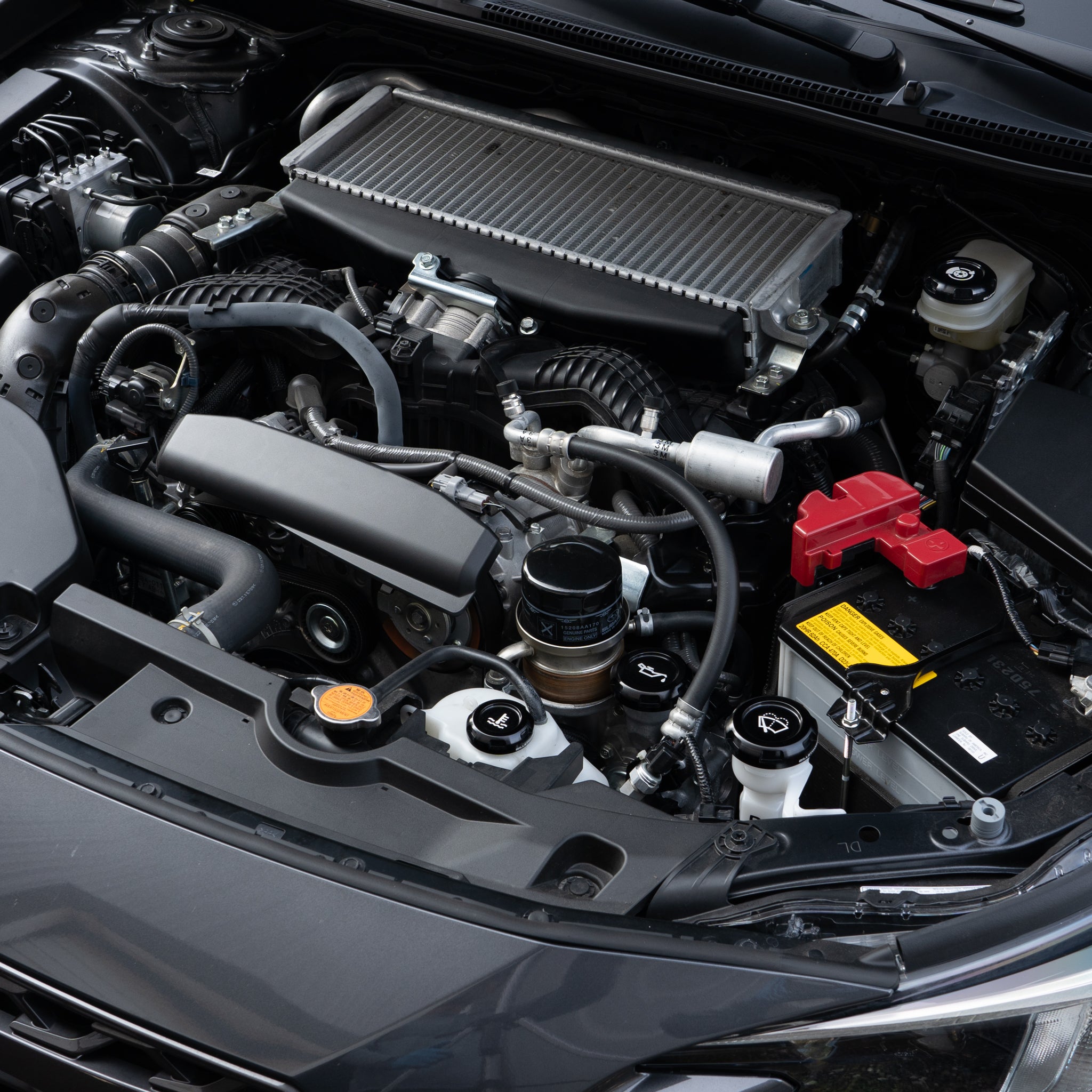 Tapas del compartimento del motor Billetworkz - Subaru WRX 2015-2021 y 2022+