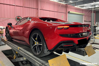 Faldones laterales de fibra de carbono seca estilo OEM para Ferrari 296 GTB Carbonado 2022-UP