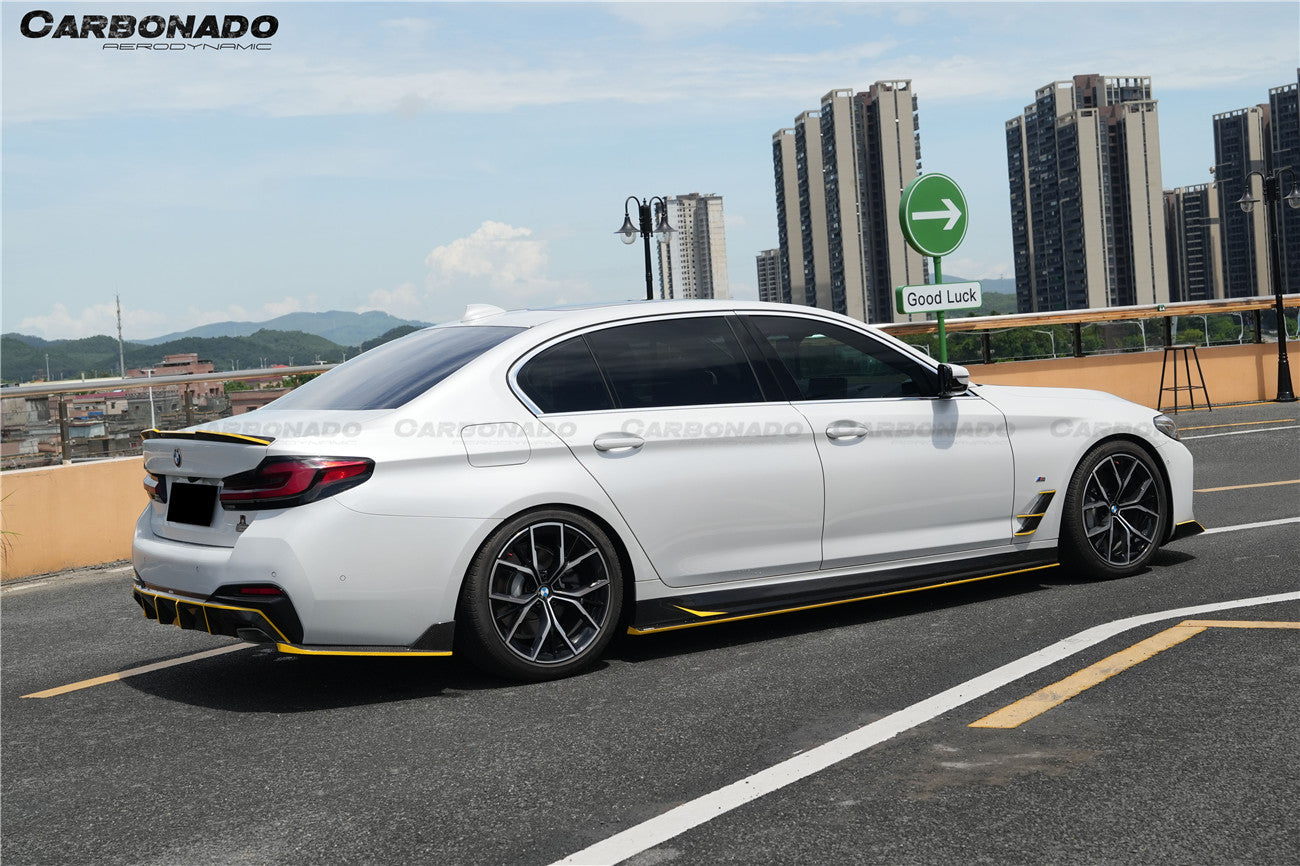 Carbonado 2016-2023 BMW 5 Series G38 M-tech AD Style Dry Carbon Fiber Side Skirts