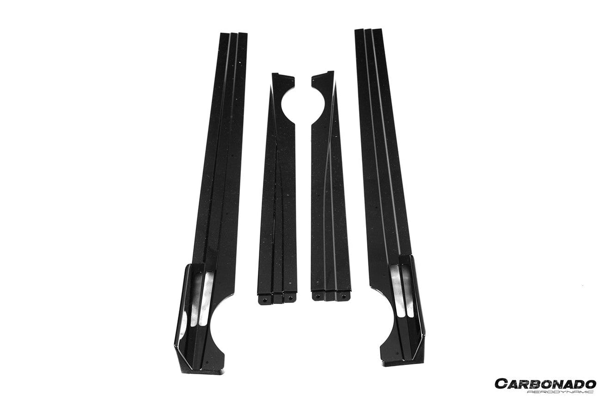 Carbonado 2023-2025 BMW X7 G07 LCI Black Knight Style Full body kit