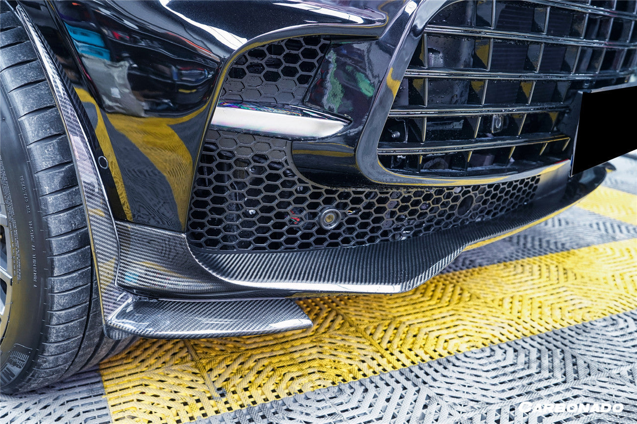 Carbonado 2021-2024 Aston Martin DBX 707 Style Dry Carbon Fiber Full Body Kit