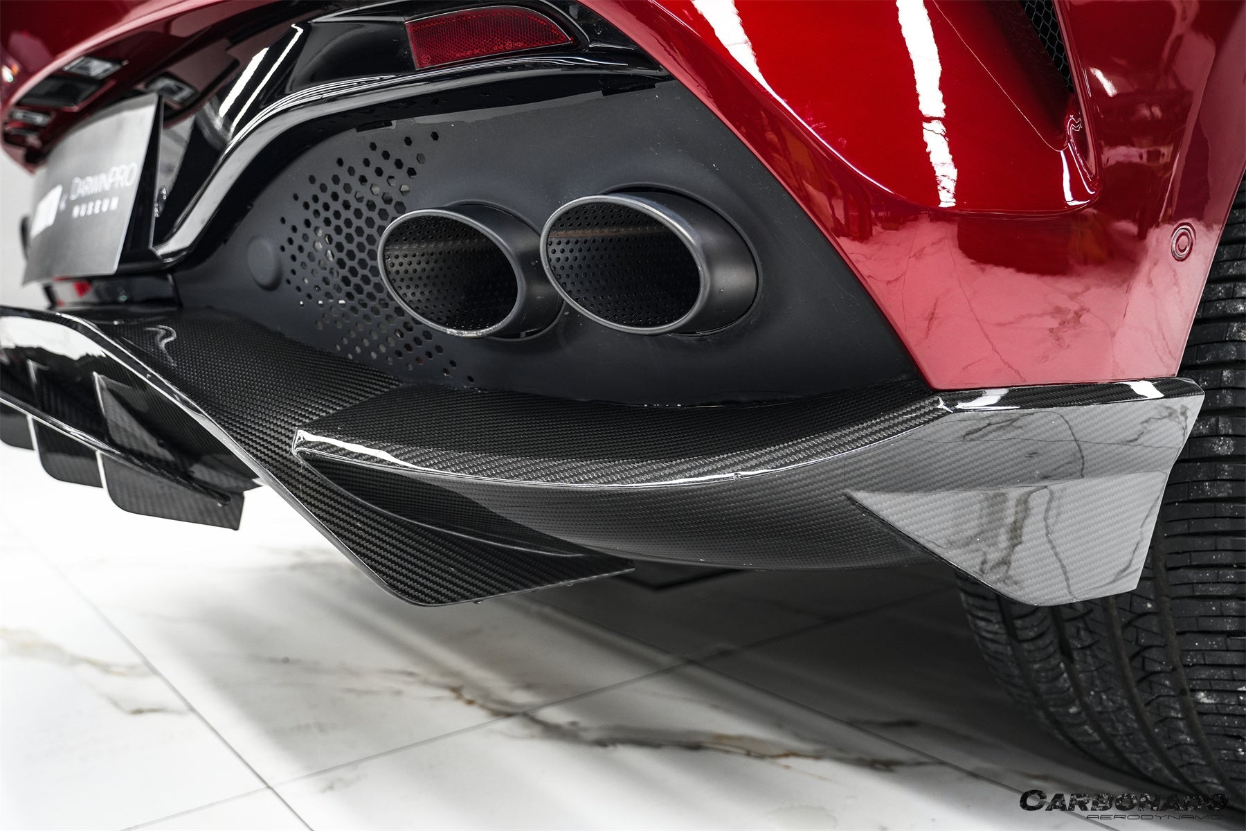 Carbonado 2021-2024 Aston Martin DBX 707 Style Dry Carbon Fiber Full Body Kit