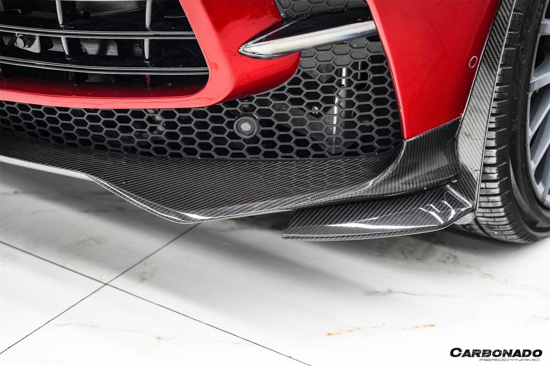 Carbonado 2021-2024 Aston Martin DBX 707 Style Dry Carbon Fiber Front Bumper With Lights