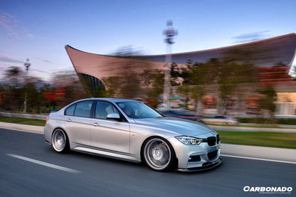 Faldones laterales de fibra de carbono estilo M-Tech GV para BMW Serie 3 F35 Carbonado 2011-2019