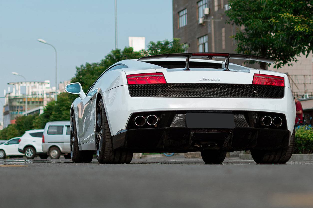Carbonado 2009-2014 Lamborghini Gallardo STO Style Carbon Fiber Rear Diffuser