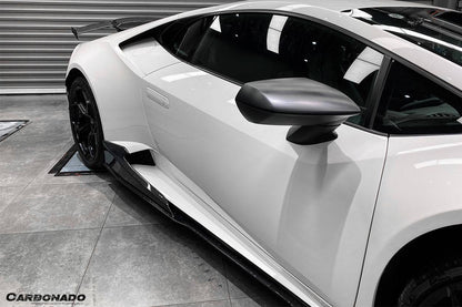 Carbonado 2015-2019 Lamborghini Huracan LP610  LP580 MD Style Carbon Fiber Side Skirts