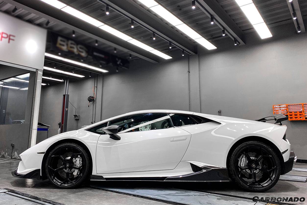 Carbonado 2015-2019 Lamborghini Huracan LP610  LP580 MD Style Carbon Fiber Side Skirts